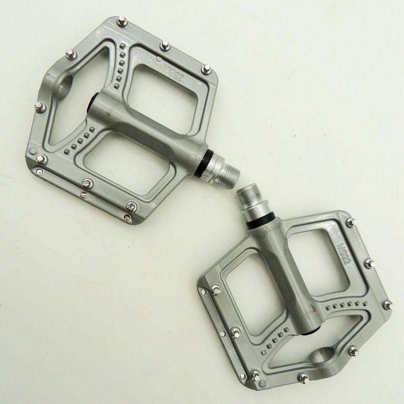MG22 Mountain Bike Pedals with Molybdenum Steel