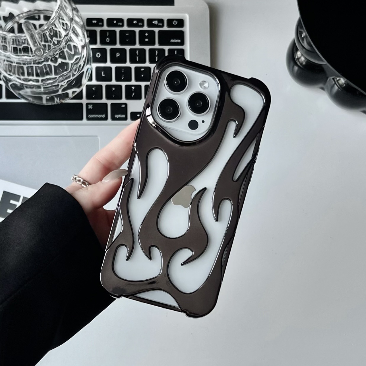 Electroplated Hollow Flame Pattern Phone Case Suitable For iPhone 15 Pro - Image 7